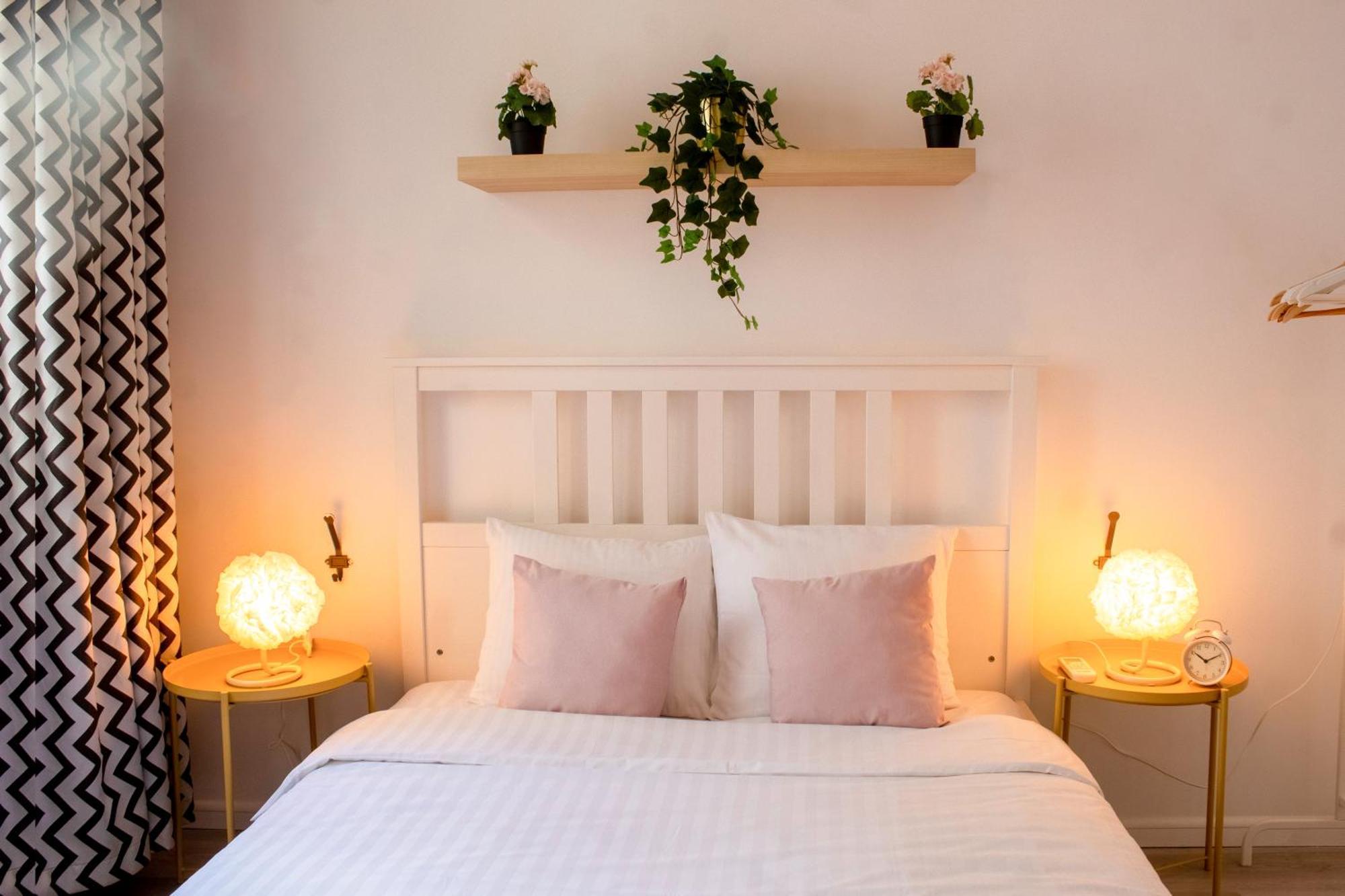 Domus Old Town Retreat Cozy & Central Bukarest Eksteriør billede